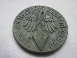 German tinnie, rally badge, Duitse tinnie, very very very never seen rare organisation HJ badge. Bannsportfest 1940 Bann Linz Land Hitler jugend Austria organisation badge. marked  F.Orth Wien. Zeer zeldzaam embleem massief stuk.