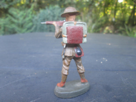 ELASTOLIN British shooting soldier. Engelse schietende soldaat goede staat