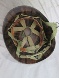 US para helmet liner, FIRESTONE, made in 1946. lot of those were used in the French Army LEGION and the US-army in Korea.