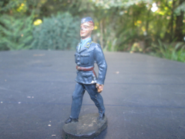 ELASTOLIN German luftwaffe soldier. Duitse luchtmacht soldaat.