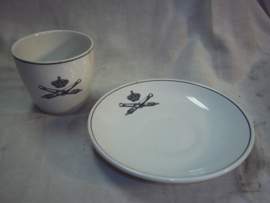 Dutch cup and saucer, Fieldartillery. Kop en schotel met embleem Veldartillerie.