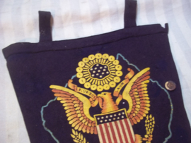 Pennant Souvenir of USN in Australia, war period. Wimpel welke gekocht kon worden als aandenken van de United State Navy in Australie uit 1945.