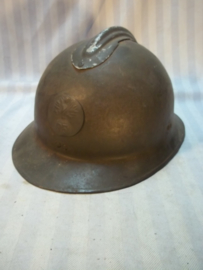 French helmet M- 1926, with Infantry badge second model, nice linner with leather strap Franse helm M-26 Infanterie  met binnenwerk, goede staat.