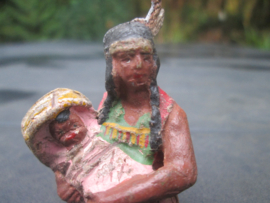 ELASTOLIN Indiaanse vrouw met baby, apart figuur leuk