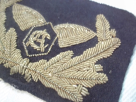 Cap badge Ceylon  Airlines, officer. Piloten pet embleem officier 1e piloot Ceylon Airlines.