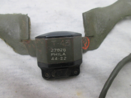 US Throat Microphone used by para units T-45 Phila- 1944. Amerikaanse keel microfoon. para en tank bemanningen.