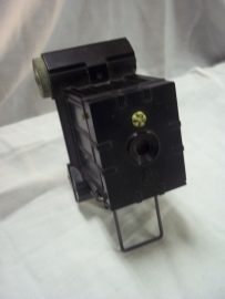 Photocamera made in the USA in 1933, UNIVEX - A bakelite.Fotocamera bakeliet compleet met filmrolletje. gemaakt in Amerika in 1933. werkende staat.