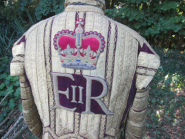 British Drum Major coronation state dress Coldstream Guards. Seremonieel uniform met geborduurde ER II en kroon jaren 50. Zeer ZELDZAAM stuk.