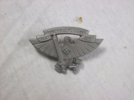 German badge tinnie plastic Gebietsaufmarsch Duits speldje. H.J. Hitler- Jugend tinnie.