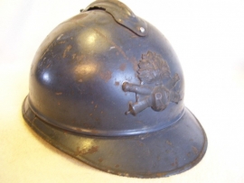 French Helmet M15 casque Adriane Artillery with innerlining Franse helm Artillerie embleem.