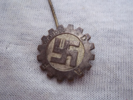 German stickpin, tinnie, Duits draagspeldje zeldzaam, very rare, DAF werber, nicely maker marked, gesgesch.