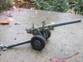 Metal gun metalen kanon werkend