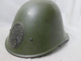 Dutch helmet M-1934, Nederlandse staalhelm model 1934 in een zeer nette staat.