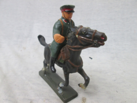 Japanese soldier on horse, Japanse soldaat op paard, nog zeer mooi op kleur.