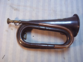 Belgium Bugle. Belgisch bazuin Garde Civic, met embleem, gemaakt in Luik Belgie, zware kwaliteit. zilverkleurig embleem van de belgische leeuw in een lauwerkrans maker is  Van Engelen, Freres, Lierre