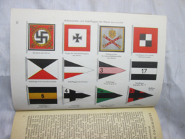 German instruction booklet of the Hitler/ Jugend HJ boekje met practische gegevens en tips 1943 DU UND DEINE HEER.