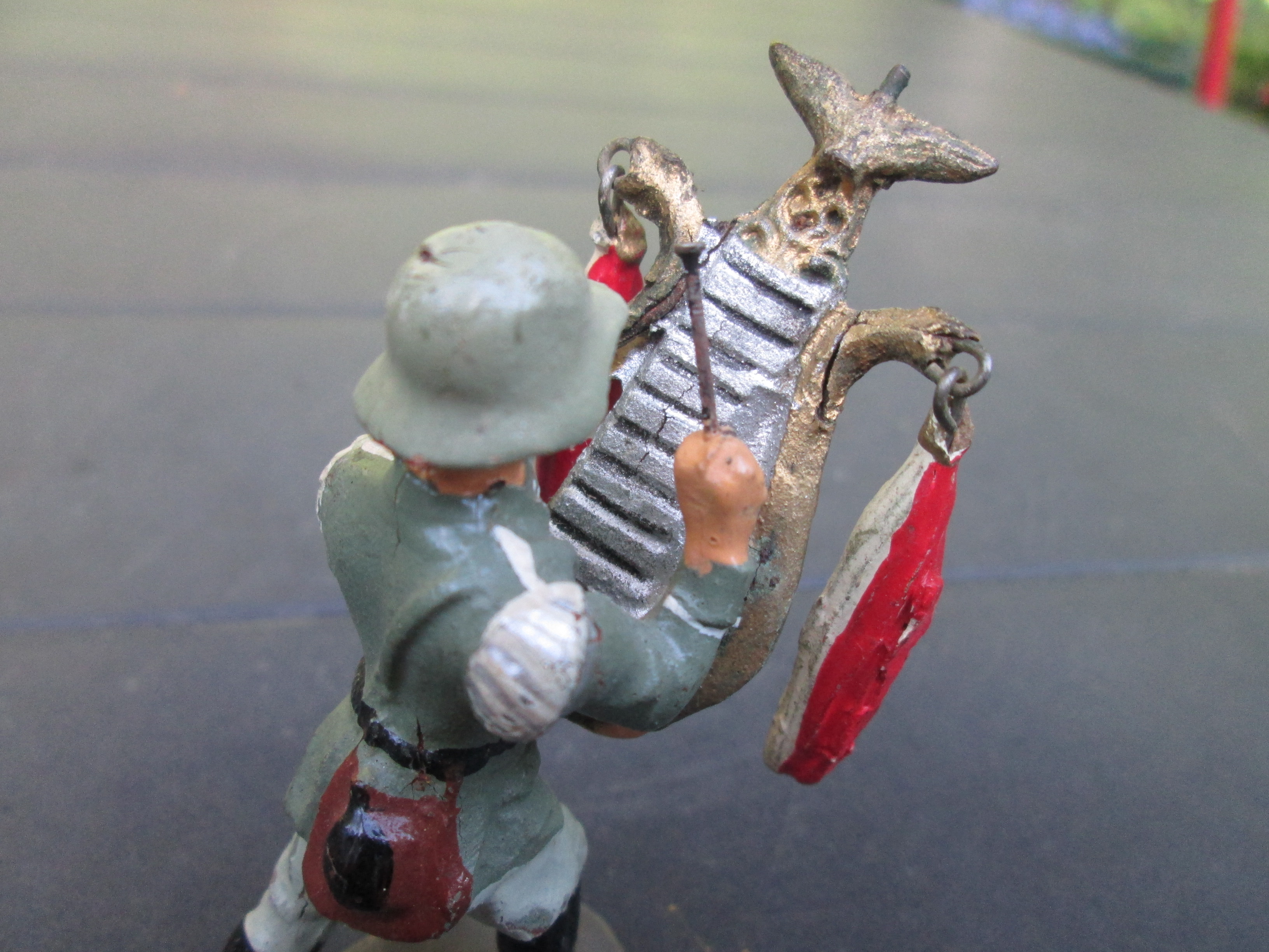 German toy soldier. Duits speelgoed soldaatje muziekkorps Lyra speler. nette staat.
