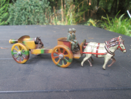 Tin toy French soldiers with canon. Blikken speelgoed, vooroorlogs, Franse soldaten met kanon en paard en wagen. made in Germany, bijzonder stuk.