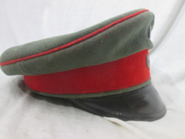 German NCO Artillery cap fieldgrey. Duitse manschappen/ Onderofficierspet feldgrau Artillerie kepie, Würtemberg, zeer nette gebruikte staat met 3 kleine motgaatjes niet storend, zeldzame pet.