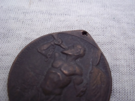 German medal. Duitse medaille RHEINLAND RÄUMUNG 1930 - Die Knechtschaft hat ein Ende. zeer bijzondere en aparte medaille.