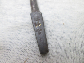 German drill bit tool nicely marked, Duitse boor, mooi gemarkeerd, met maker, nummer en adelaarstempel, decoratief.