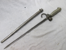 French bayonet Lebel M-1932 modified. Franse Lebel bajonet, gemodificeerd,