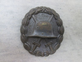 German Pilot- Observer items 1 person. Duitse items Flieger- Beobachter WO1 schouderstukken, medailles documenten zeer bijzonder lot nog nooit in de handel geweest ZELDZAAM.