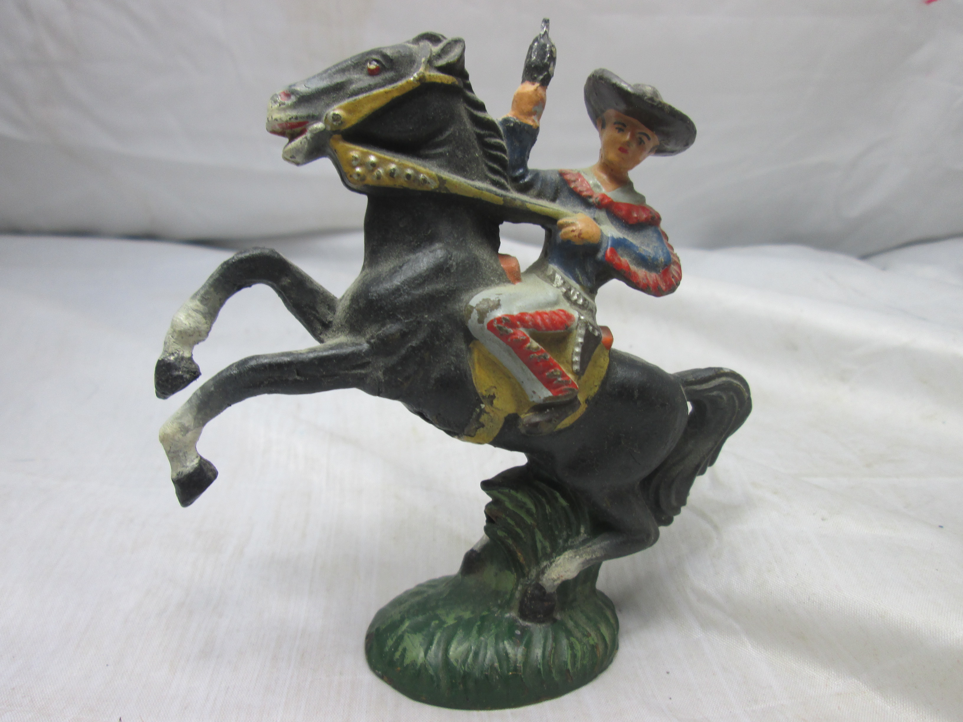 LEYLA Cowboy on horse, nice quality. merk Leyla Cowboy op paard uit 1 stuk goede staat.