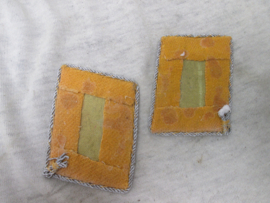 German Flight Hauptmann Collar tabs. Duitse luftwaffe officiers kraagspiegels