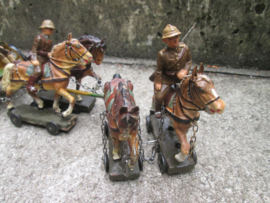 Tippco Kitchen with horses Belgium army. Veldkeuken van het Belgische leger getrokken door paarden, zeer goede staat bij de veldkeuken kunnen deurtjes open leuke set.