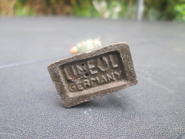 LINEOL Marching German soldier with backpack, smaler size. Marcherende Duitse soldaat met rugzak kleiner model goede staat.