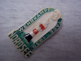 German tinnie, rally badge, Duitse tinnie, SA Wehrkampftage 1939 Nordsee met hersteller, gemaakt van plastik.