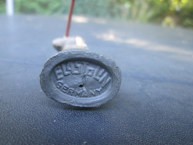 ELASTOLIN British soldier on guard. Engelse soldaat op wacht.