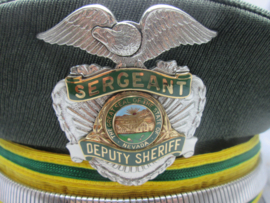 American Police cap State of Nevada. Amerikaanse politie pet origineel met nog zijn naamkaartje. petten in deze staat zijn nu moeilijk of niet meer te koop in Amerika. het uitvoeren is ook al een probleem. TOP stuk.
