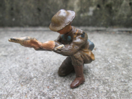 ELASTOLIN American soldier with pigeon. Amerikaanse soldaat met duif