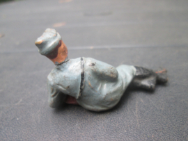 Resting soldier, rustende soldaat, ongemerkt