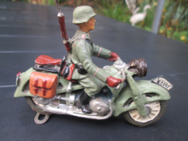 ELASTOLIN German motorcycle, nice condition. Duitse wehrmacht motorrijder in goede staat TOP stuk.