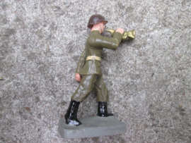DURSO Belgium soldier WW" with bugle. Belgische soldaat met bazuin WO2 goede staat.
