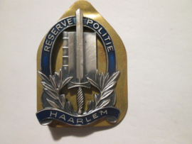 Old Dutch police badge. Borstbrevet van de RESERVE- politie Gemeentepolitie HAARLEM