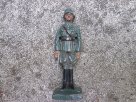 DURSO German soldier, Duitse soldaat officier met sabel