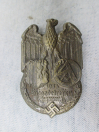 German tinnie, rally badge, Duitse tinnie SA- Brigadetreffen Chemnitz 1933. SA- Abteilung.