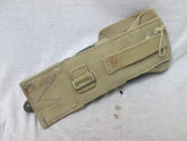 British wire- cutter in canvas pouch. British draadkniptang in canvas hoes