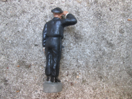 TIN toy, German tank GAMA with original gama key and tankcommander. Duitse blikken speelgoed tank merk GAMA, met originele opwindsleutel,omstreeks 1935, werkend goede staat. compleet met LINEOL tank commandant