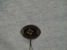 Pin, speld Dank der SS für treue hilfe in der Kampfzeit, met achterop het nummer, nieuwe pin erop gesoldeerd.