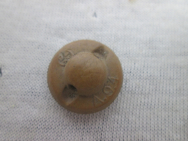 16 D.J.- H.J. uniform buttons, nicely marked RzM. 16 Duitse knopen van de Deutsche Jugend en Hitler Jugend. goed gemarkeerd.