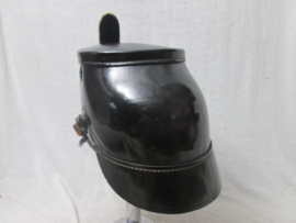 German Garde shako. Duitse Garde Shako feldgrau, model 1915 zeer nette staat zeldzaam hoofddeksel.