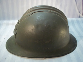 French helmet, model 1926 with artillery badge. Franse helm met 1e model embleem, perfecte staat,