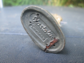 ELASTOLIN Belgium soldier marching with rifle. Belgische soldaat met geweer.