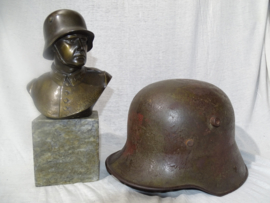 Nice statue German Soldier bronze. Bronzen Buste Weimar soldaat zware kwaliteit.