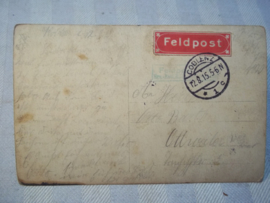 Duitse postkaart met sticker FELDPOST